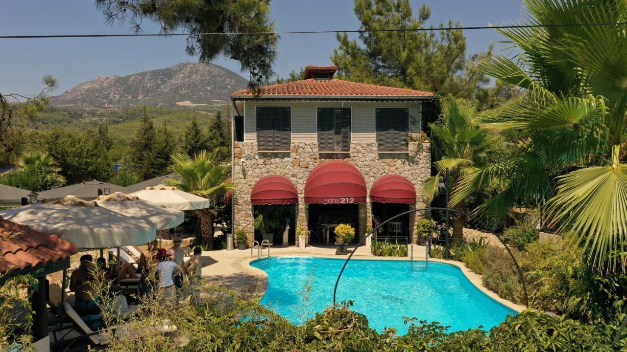 Hotel 212 Olympos Exteriör bild